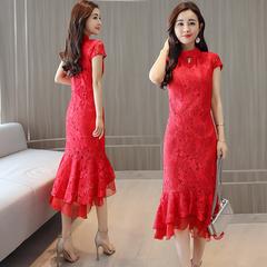 နွေရာသီ Cheongsam အမျိုးသမီး တိုးတက်ကောင်းမွန်အောင် ရှည်လျားသော ဒီဇိုင်း Fishtail အနီရောင် ဇာ ဂါဝန် အမျိုးသမီး နွေရာသီဝတ် 2019 ဒီဇိုင်းသစ် ပါးသော ဖော်ပြ ပိန်သော