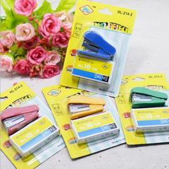 Mini ရုံး စာရေးကိရိယာ ချစ်စရာ Mini ကျောင်းသား stapler Mini stapler stapler သံမှို ဝမ်းဆက် 10 အပ်